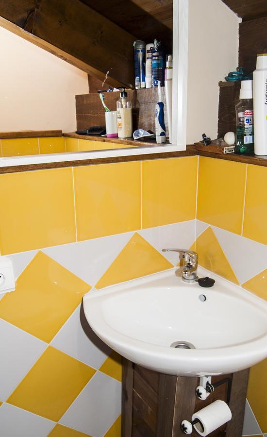 Albergue A'Noguera Castiello de Jaca Zimmer foto