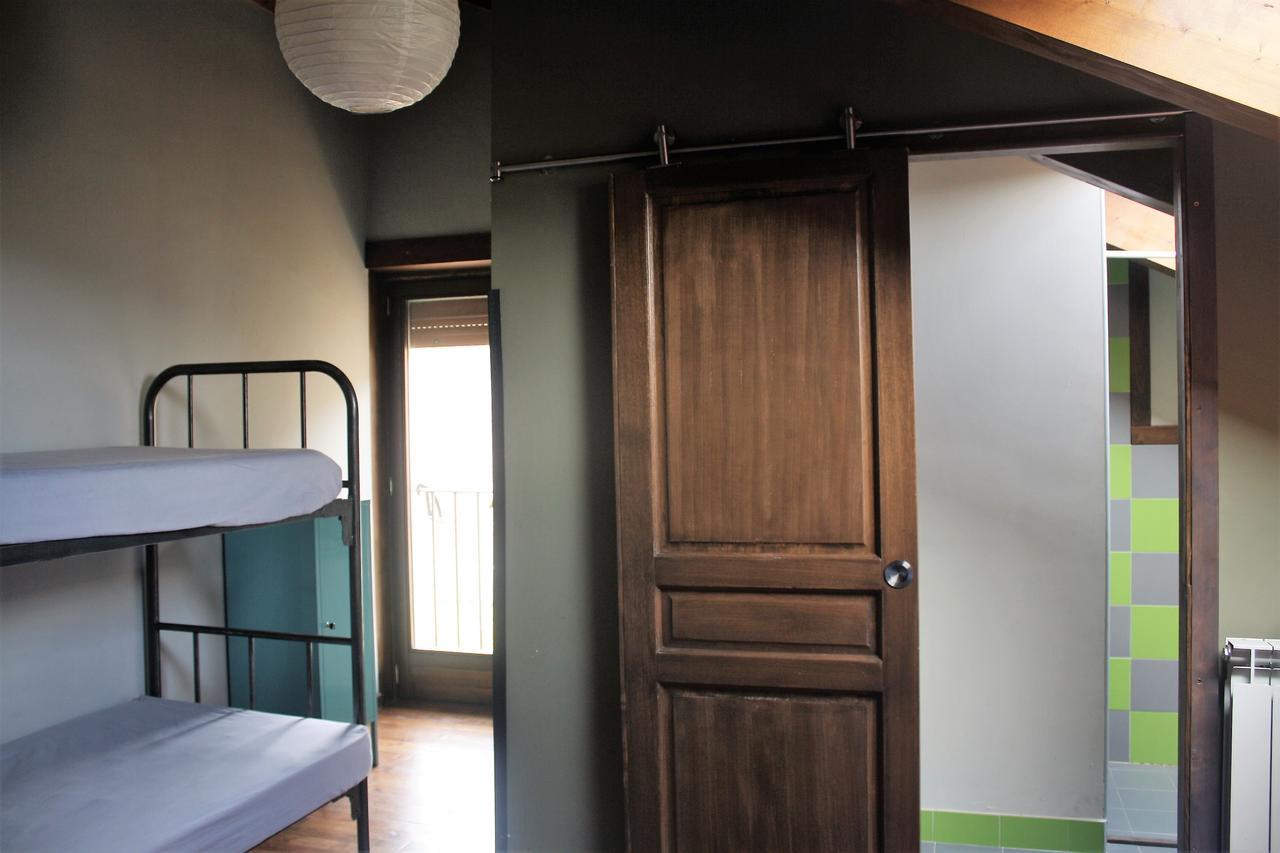 Albergue A'Noguera Castiello de Jaca Zimmer foto